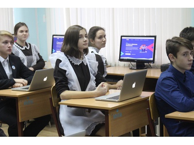 Евгений Мирошников встретился с учениками Белгородского инженерного лицея\u002Dинтерната